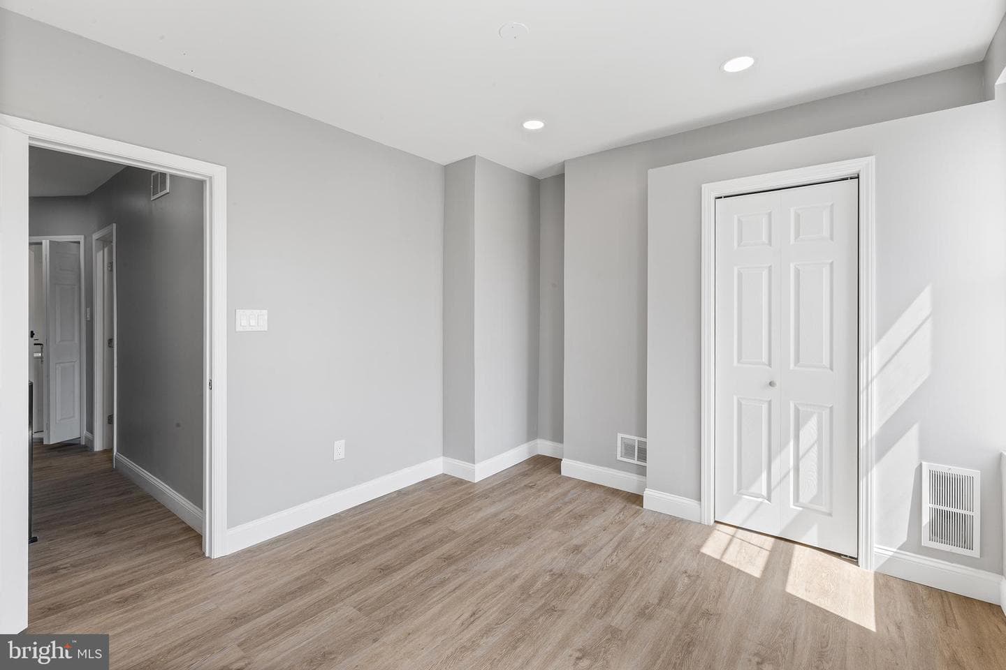 2524 S Mildred Street photo 26