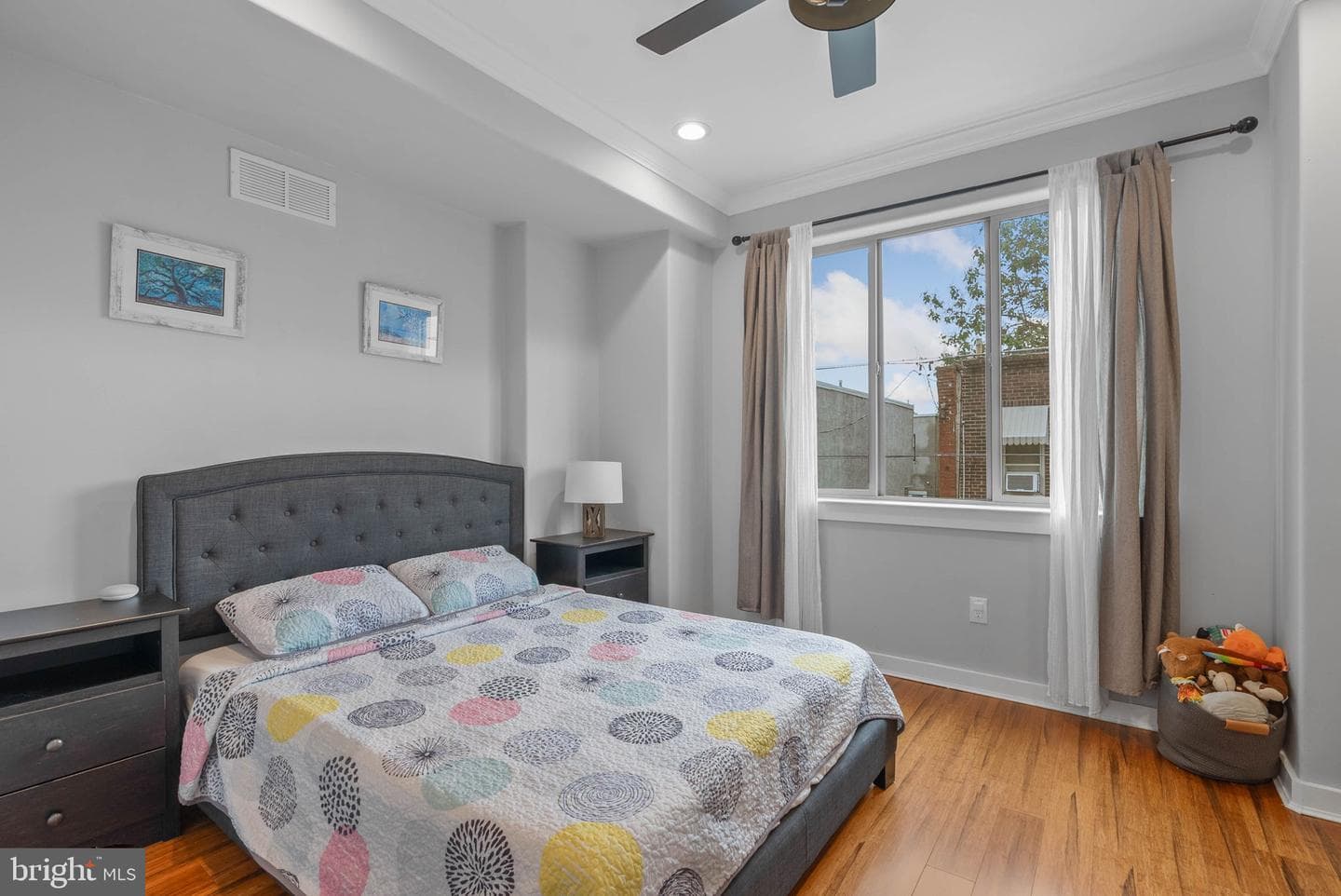 2059 Fernon St photo 22