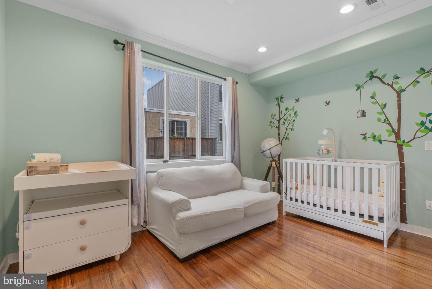2059 Fernon St photo 26