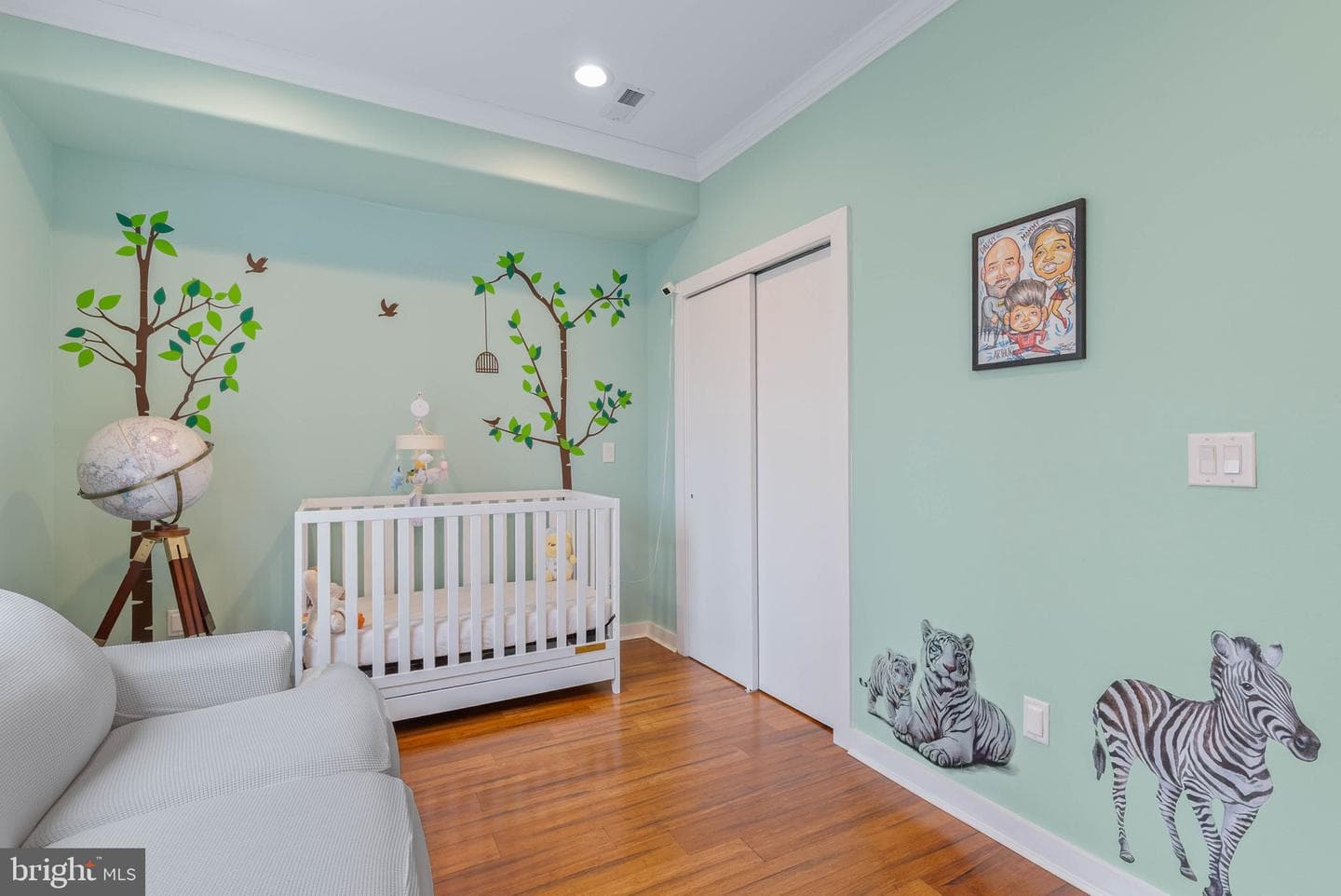 2059 Fernon St photo 27