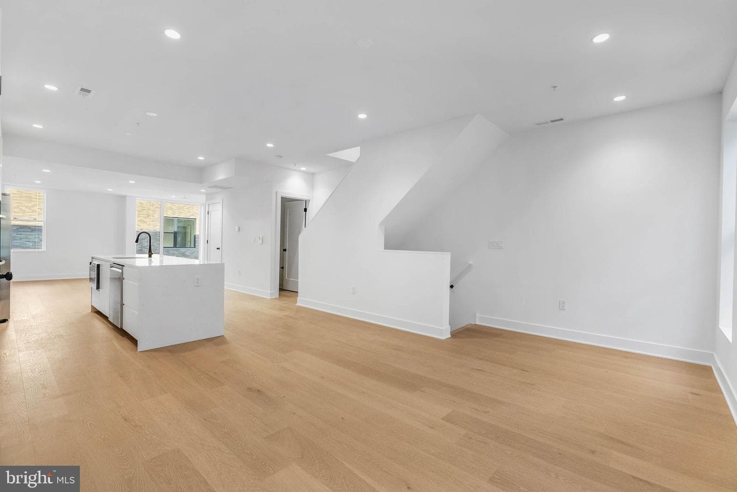 635 N 7th Street #h3b photo 3