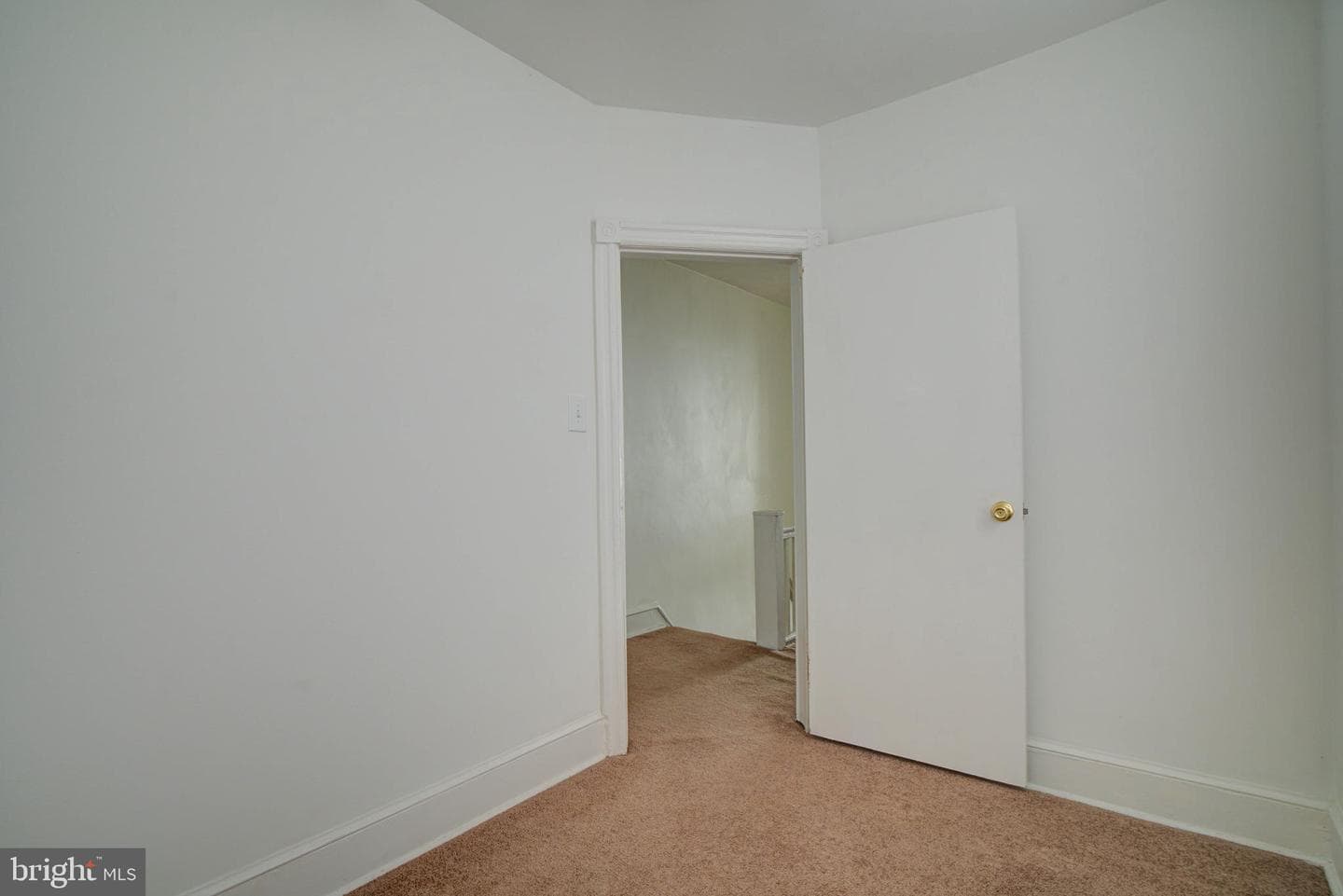 2849 Memphis Street photo 17