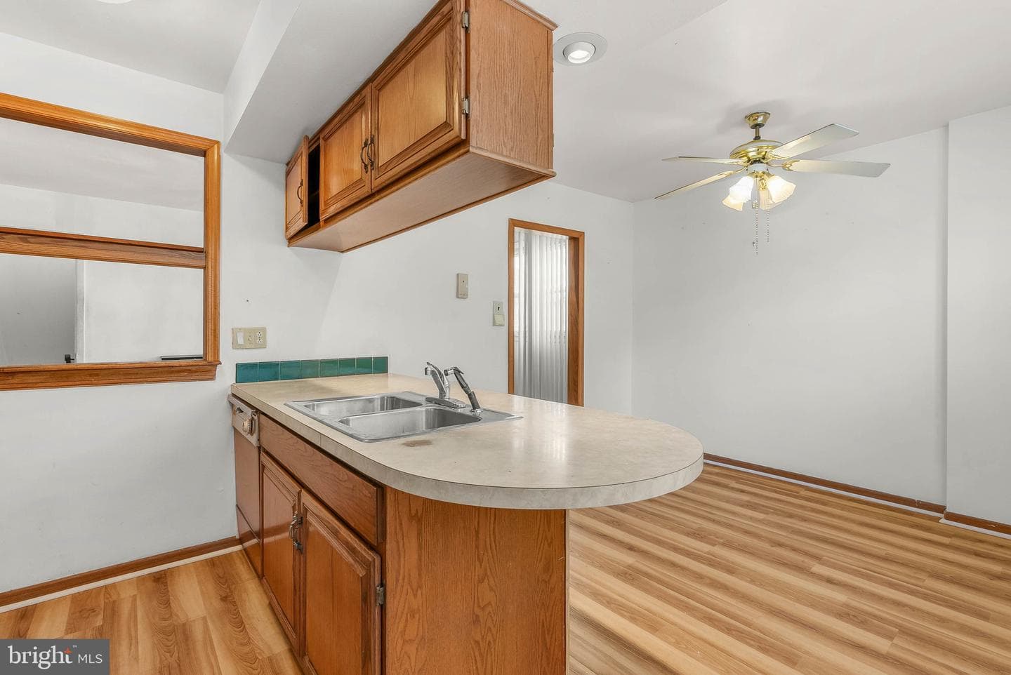 7450 Hill Road photo 17