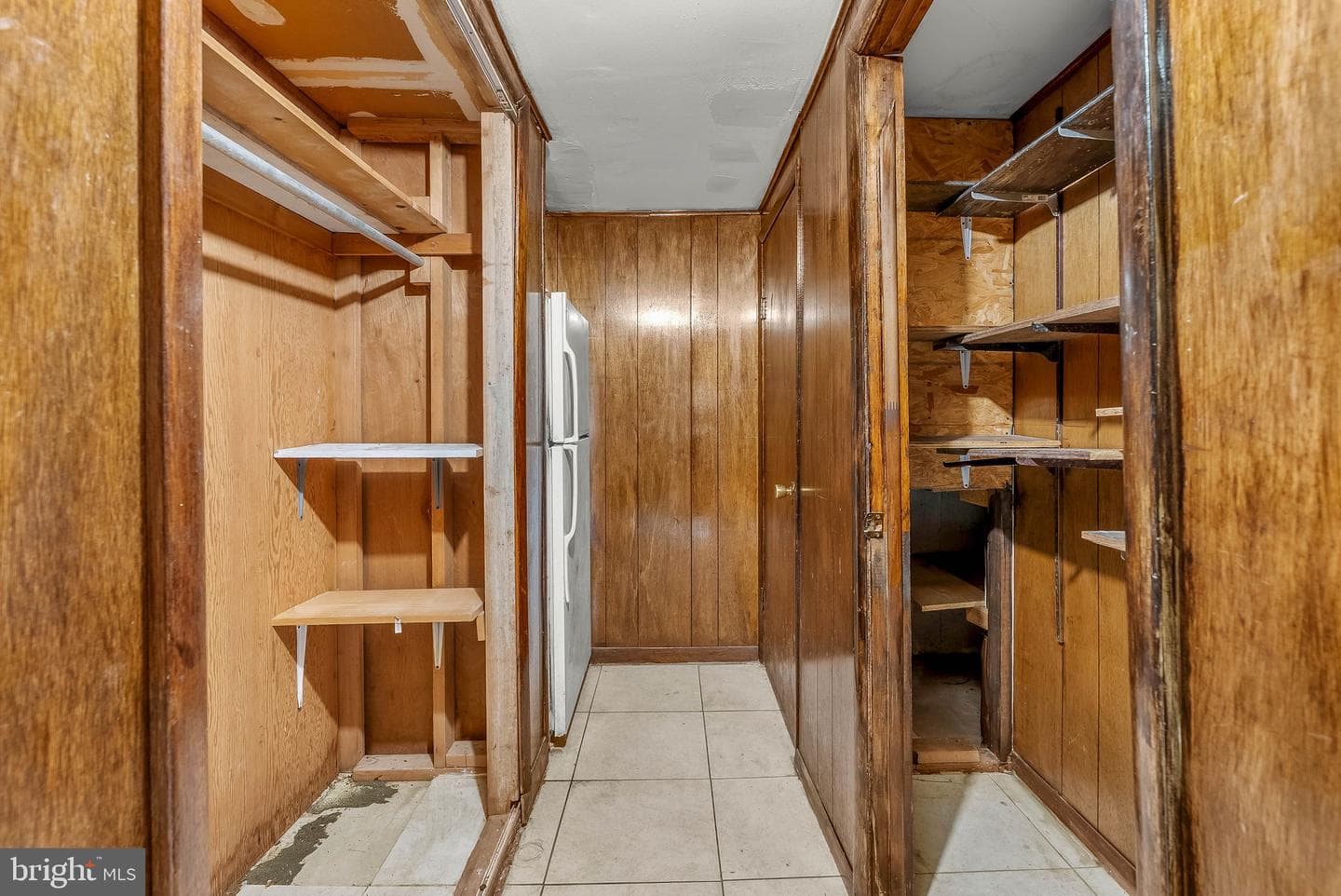 7450 Hill Road photo 22