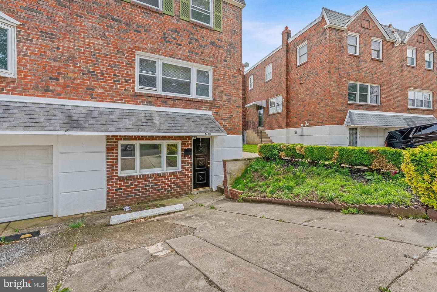 7450 Hill Road photo 3