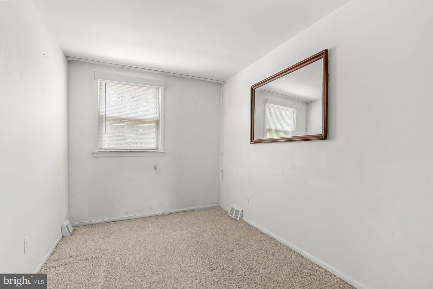 7450 Hill Road photo 30