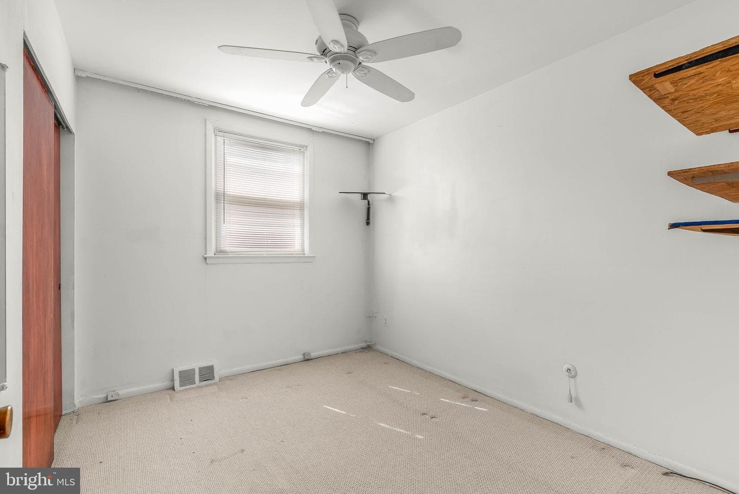 7450 Hill Road photo 31