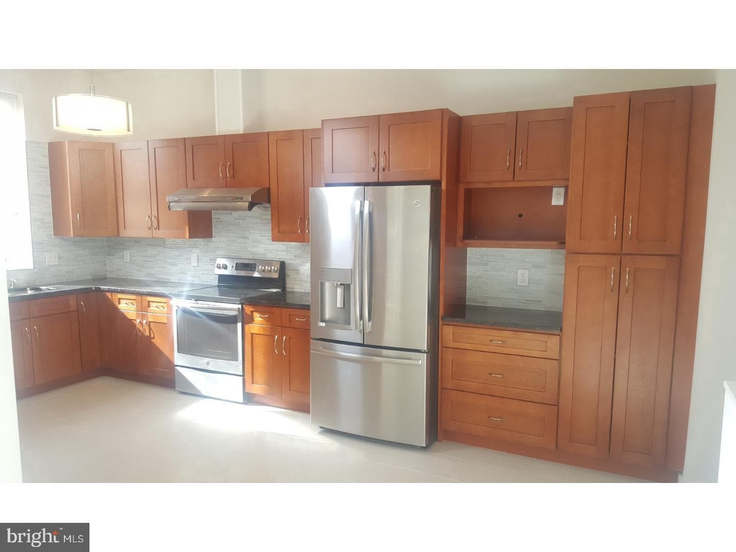 1014 Mount Vernon Street photo 3
