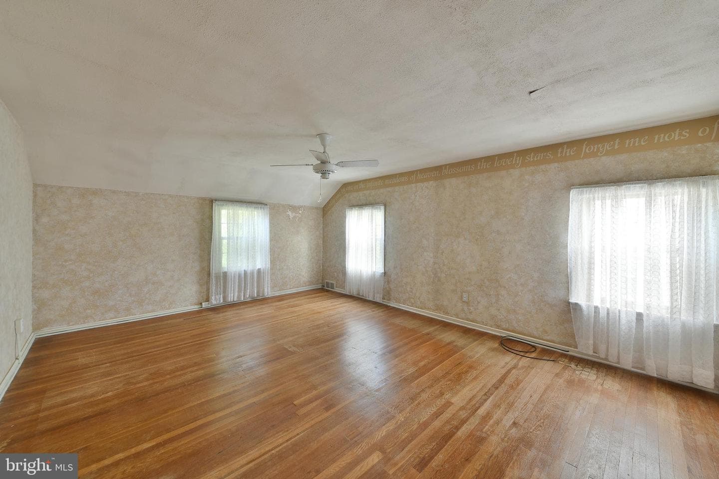 420 Forest Hills Avenue photo 22