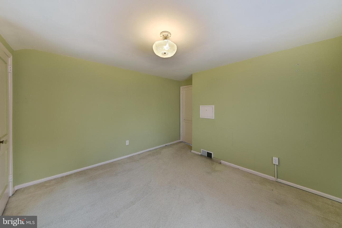 420 Forest Hills Avenue photo 26