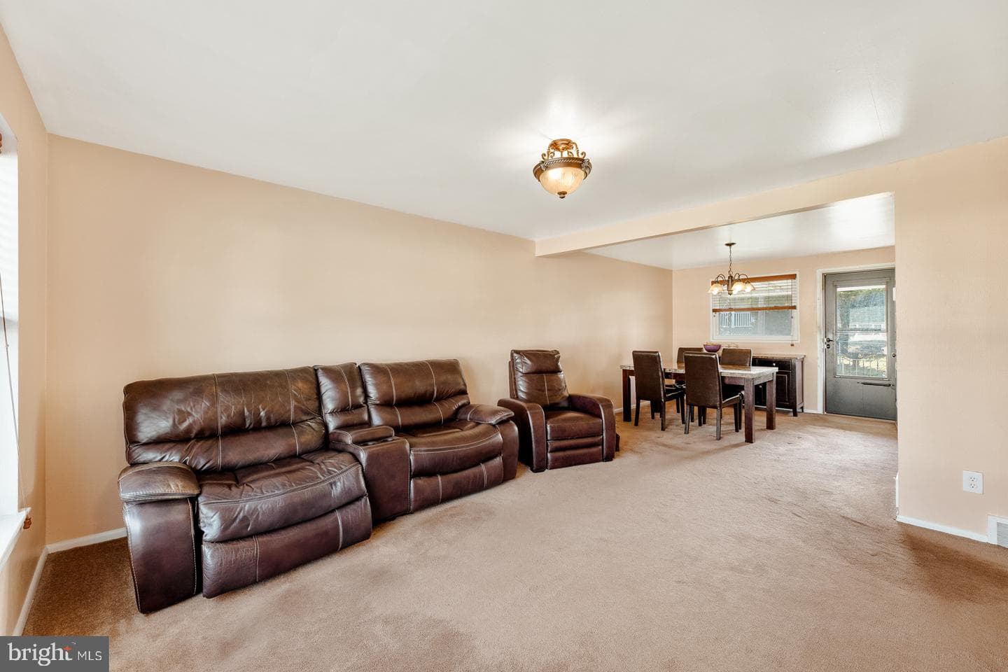 823 Rennard Street photo 7