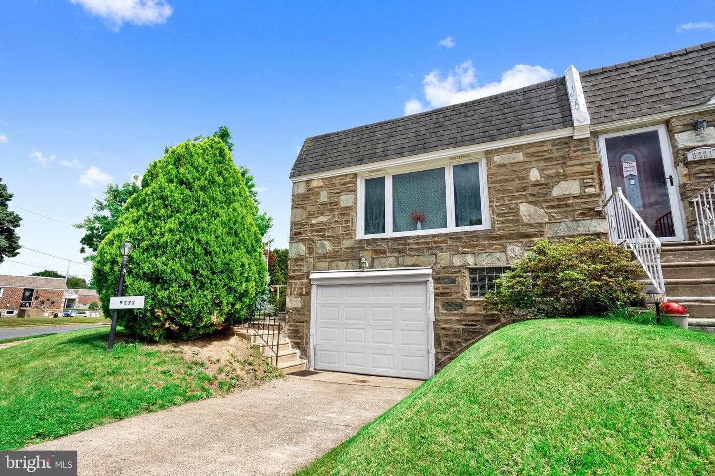 9223 Crispin Street, Philadelphia