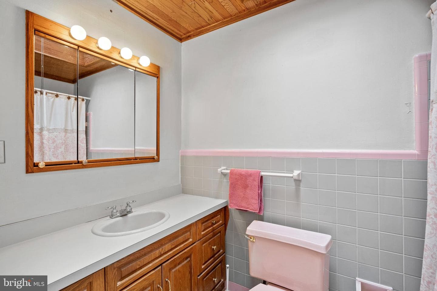 9223 Crispin Street photo 8