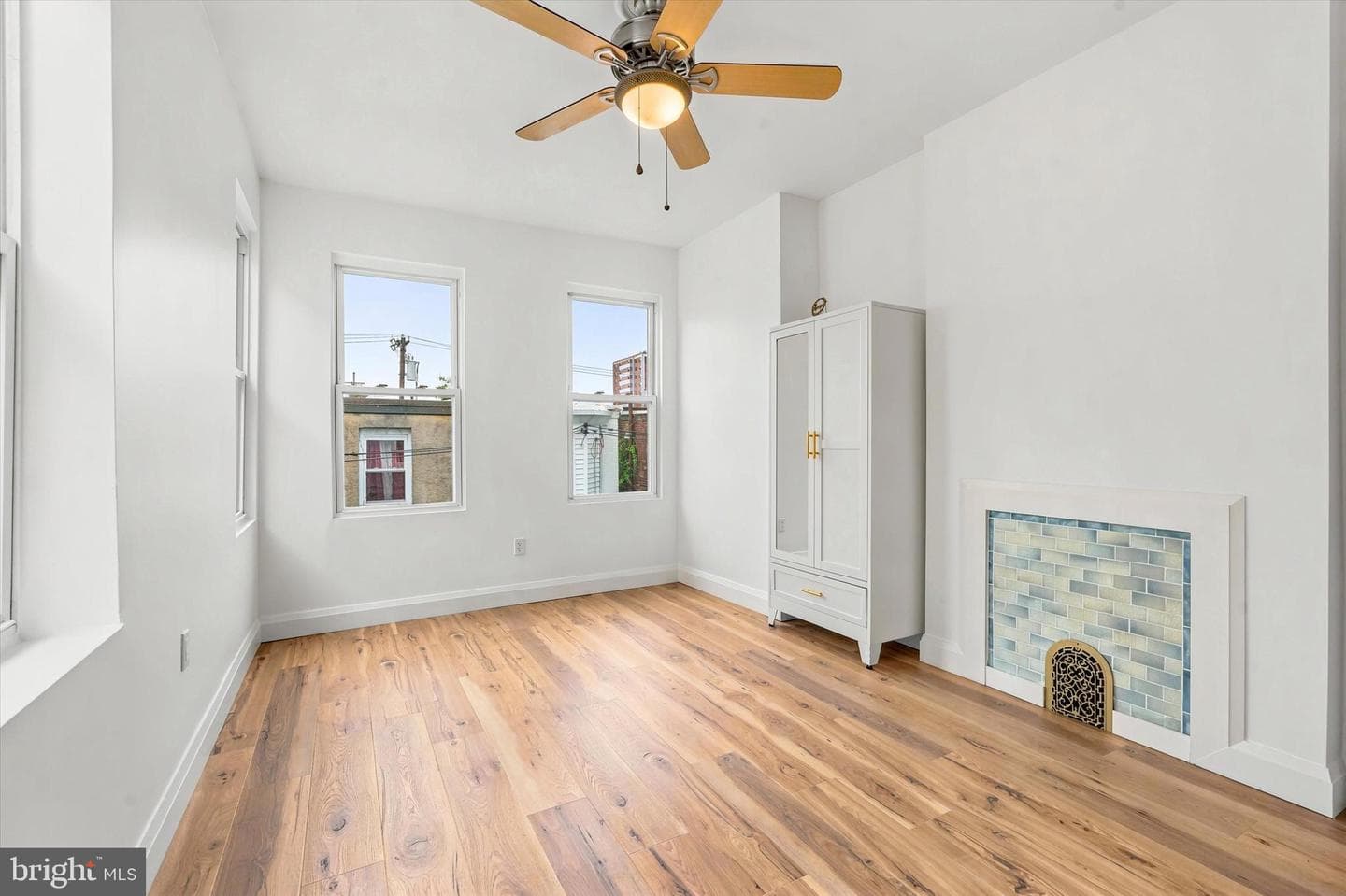 2304 Nicholas Street photo 14