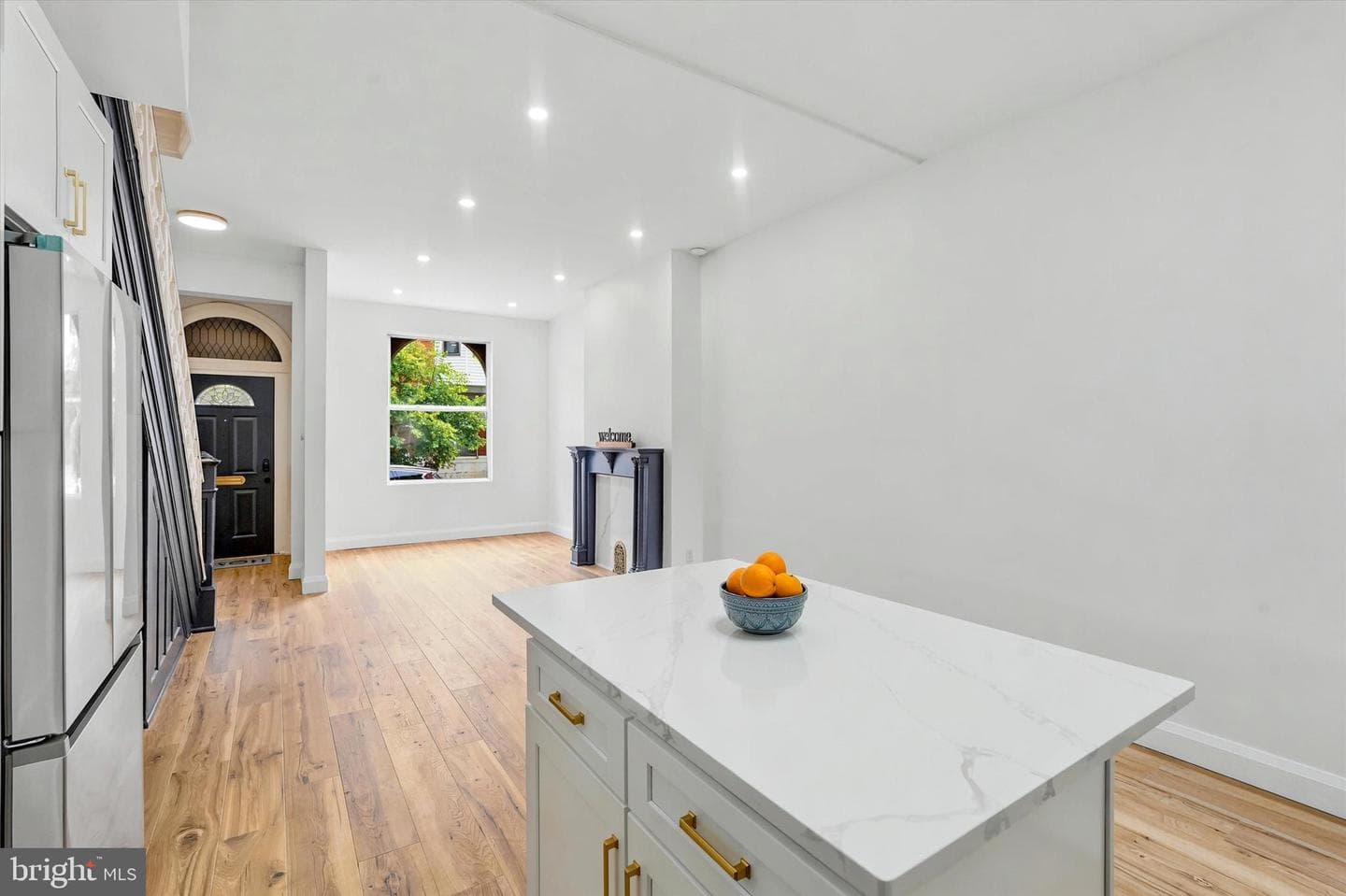 2304 Nicholas Street photo 8