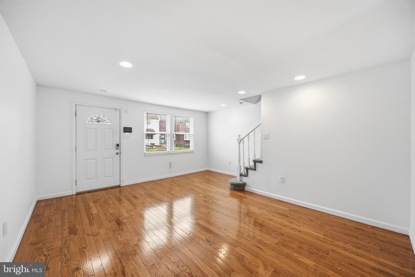 7637 Gilbert Street photo 6