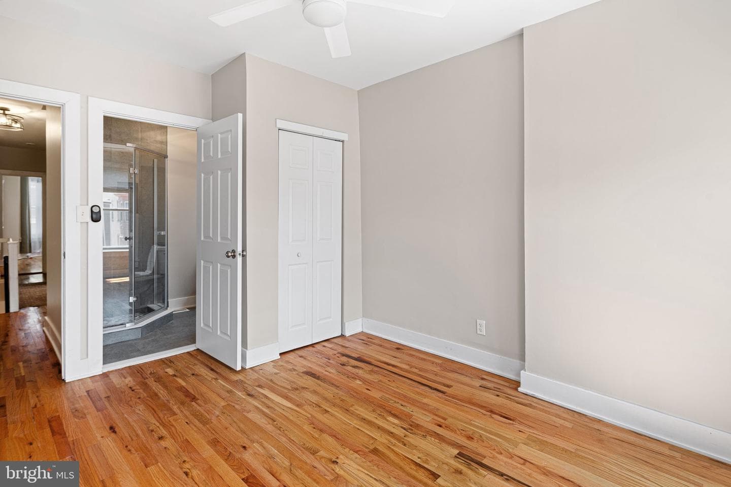 138 E Pleasant Street photo 12