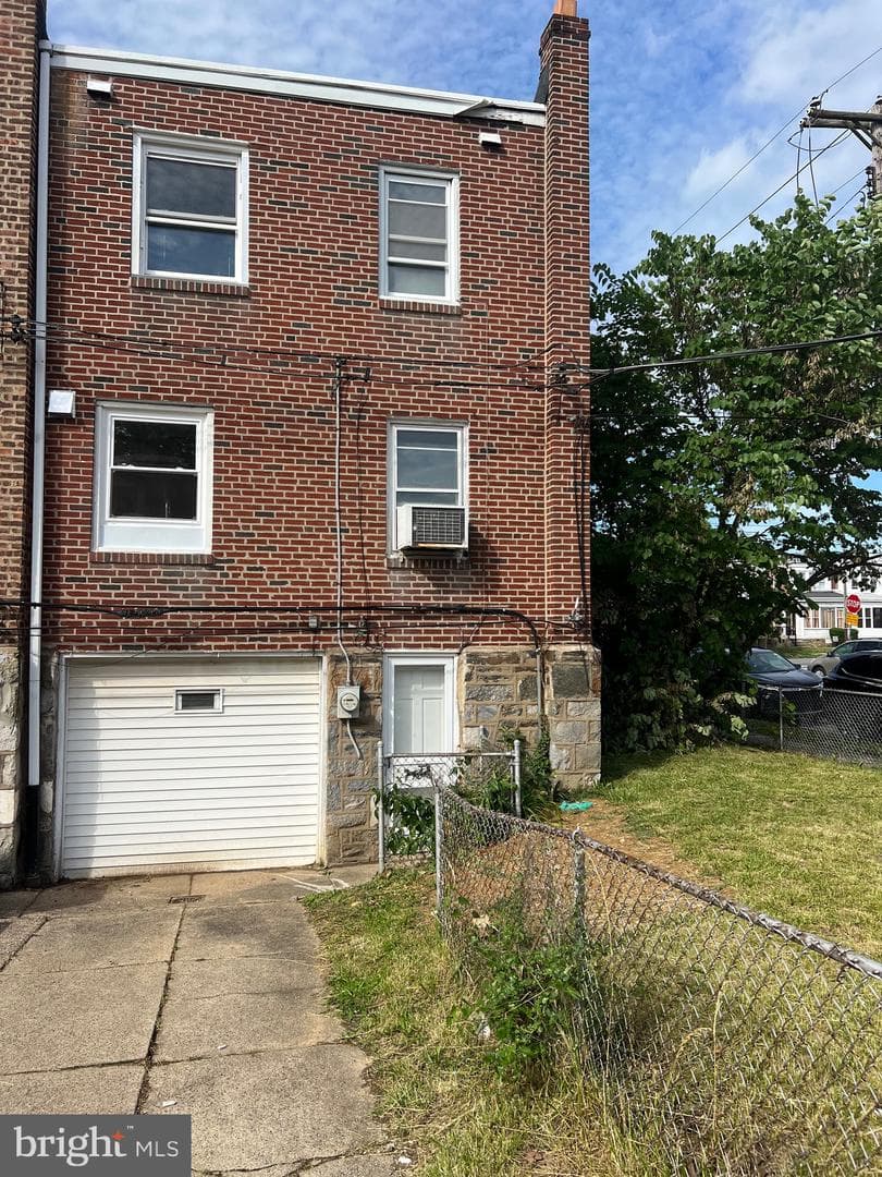 3356 Tyson Avenue photo 21