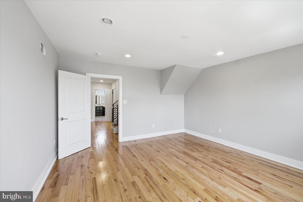 2313 Ellsworth Street photo 17