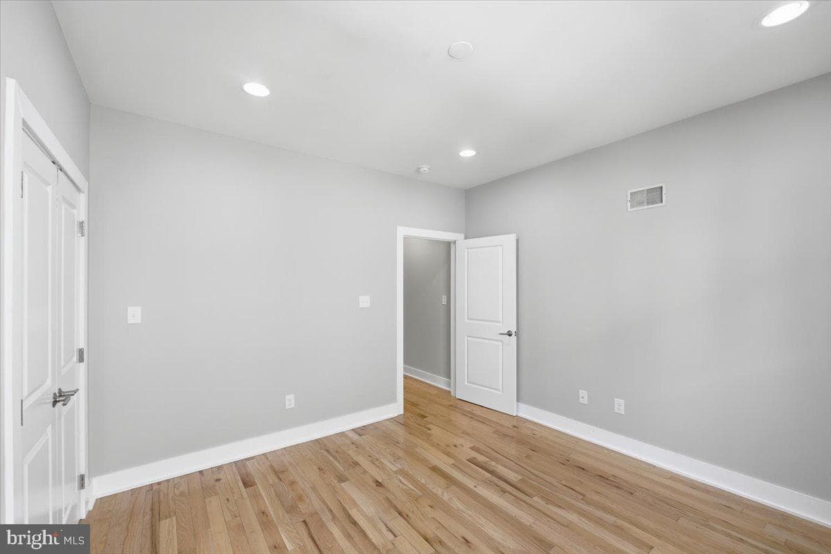2313 Ellsworth Street photo 18