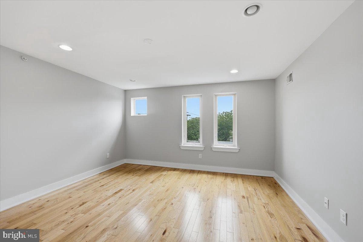 2313 Ellsworth Street photo 21