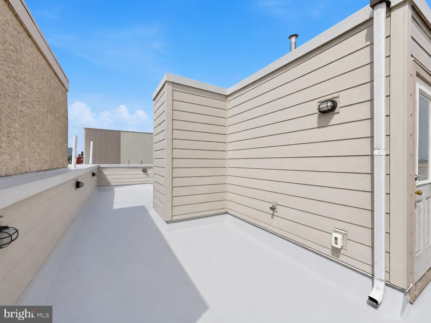 2313 Ellsworth Street photo 33