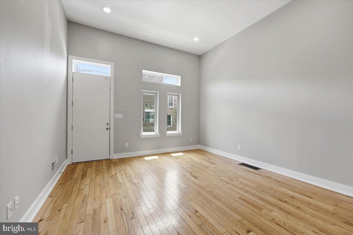 2313 Ellsworth Street photo 4