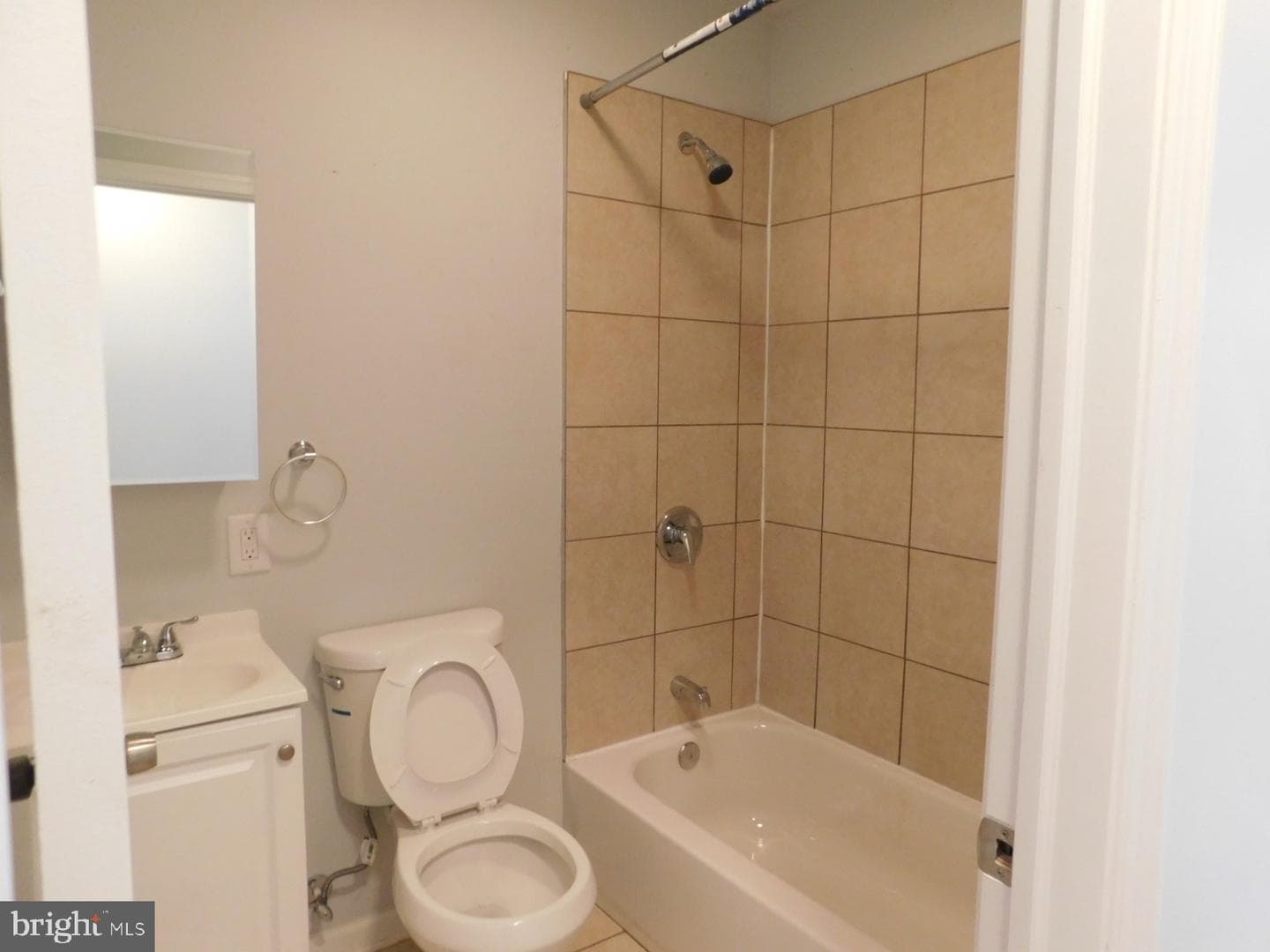 1339 W Seltzer Street photo 6