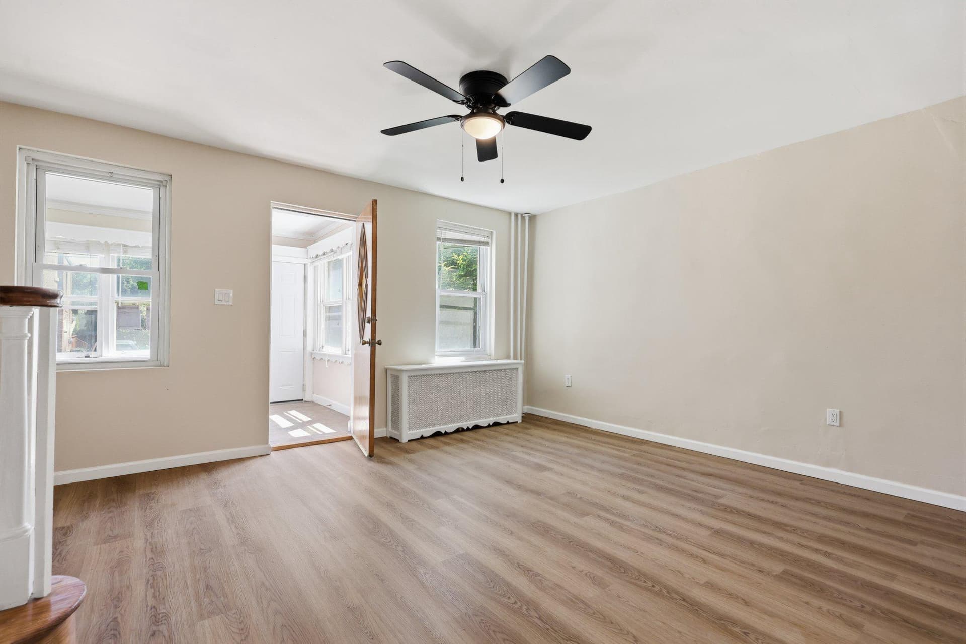 4022 Mitchell Street photo 8