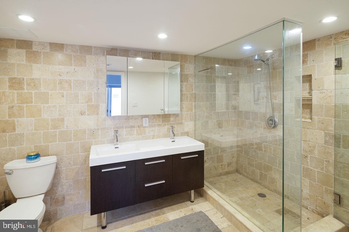 802 Locust Street #205 photo 28
