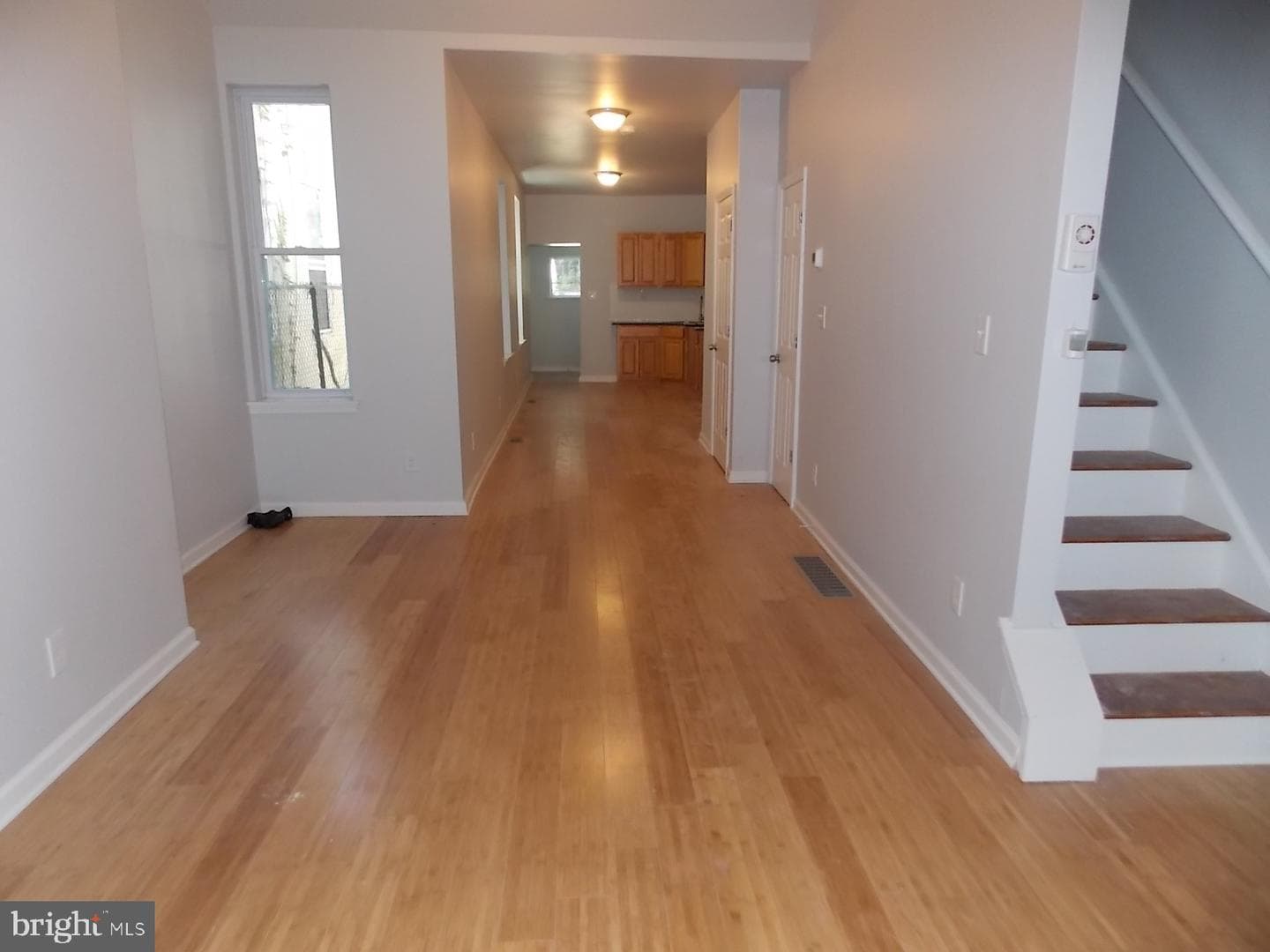 2228 N Woodstock Street photo 3