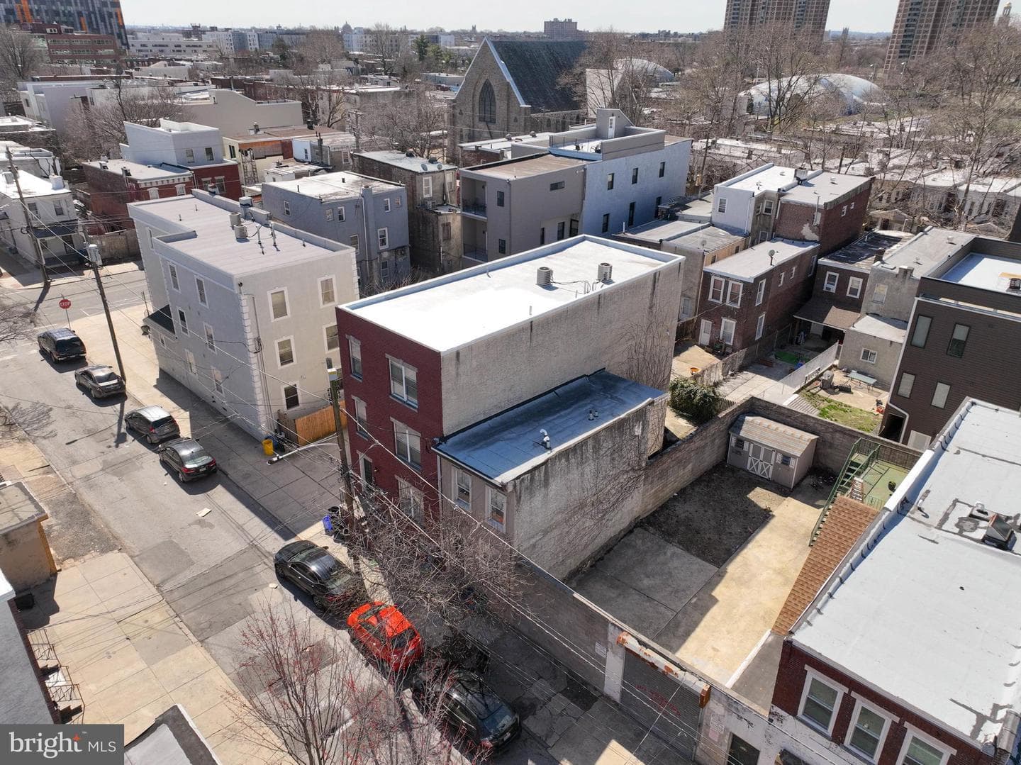 508 N Budd Street photo 5