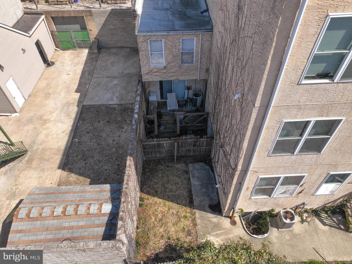 508 N Budd Street photo 6