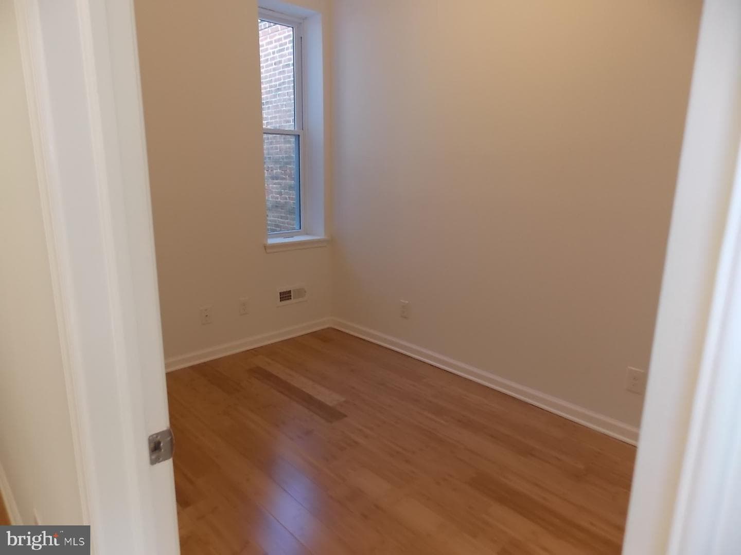 2323 W Lehigh Avenue photo 3