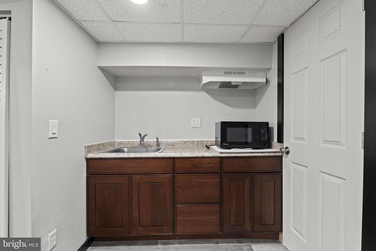 923 Anchor Street photo 30