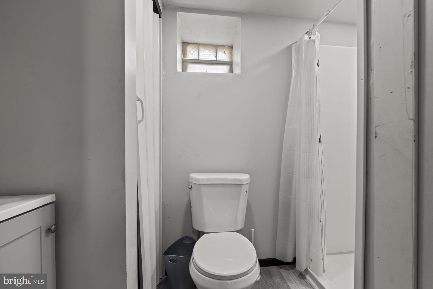 923 Anchor Street photo 33