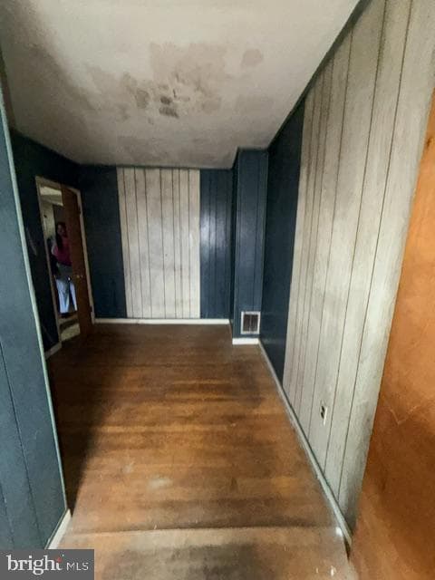 2031 N Woodstock Street photo 18