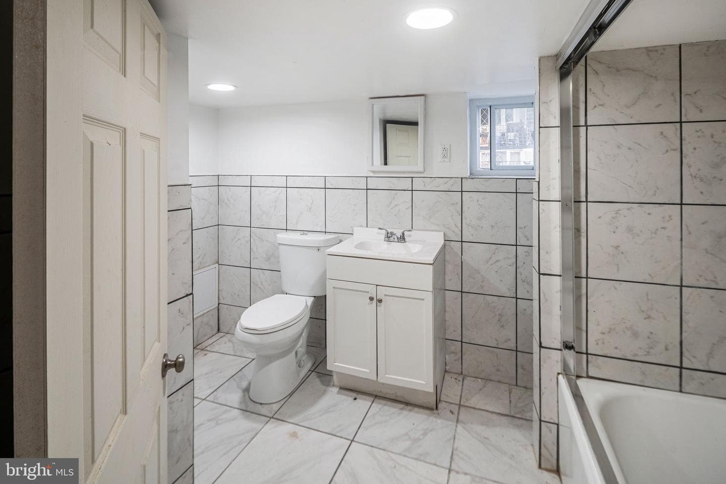 5717 Pemberton Street photo 20