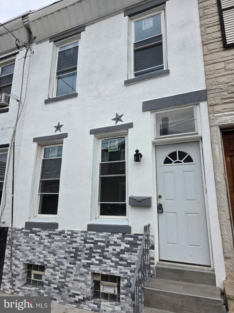 5018 Glenloch Street, Philadelphia