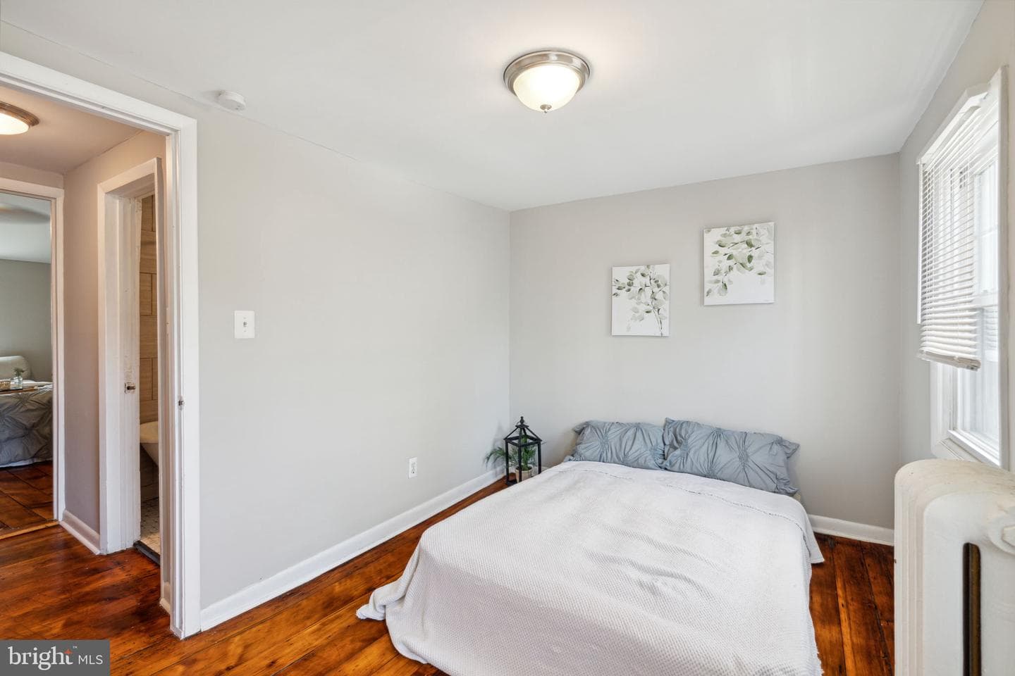1217 E Oxford Street photo 25