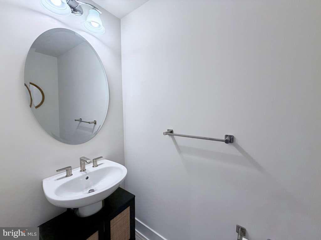 3100 Schirra Lane #120 photo 10