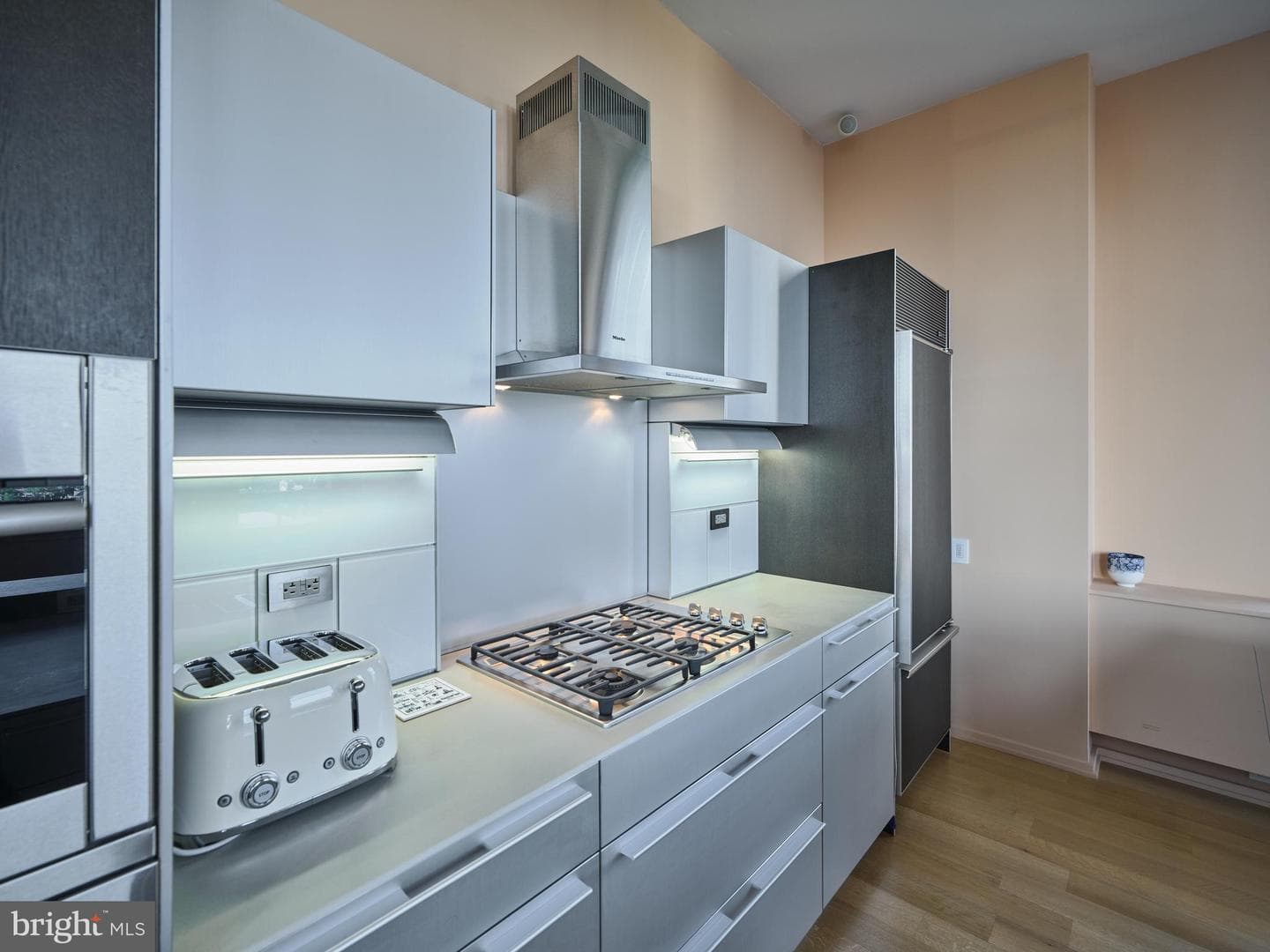 210 W Washington Square #8se photo 17