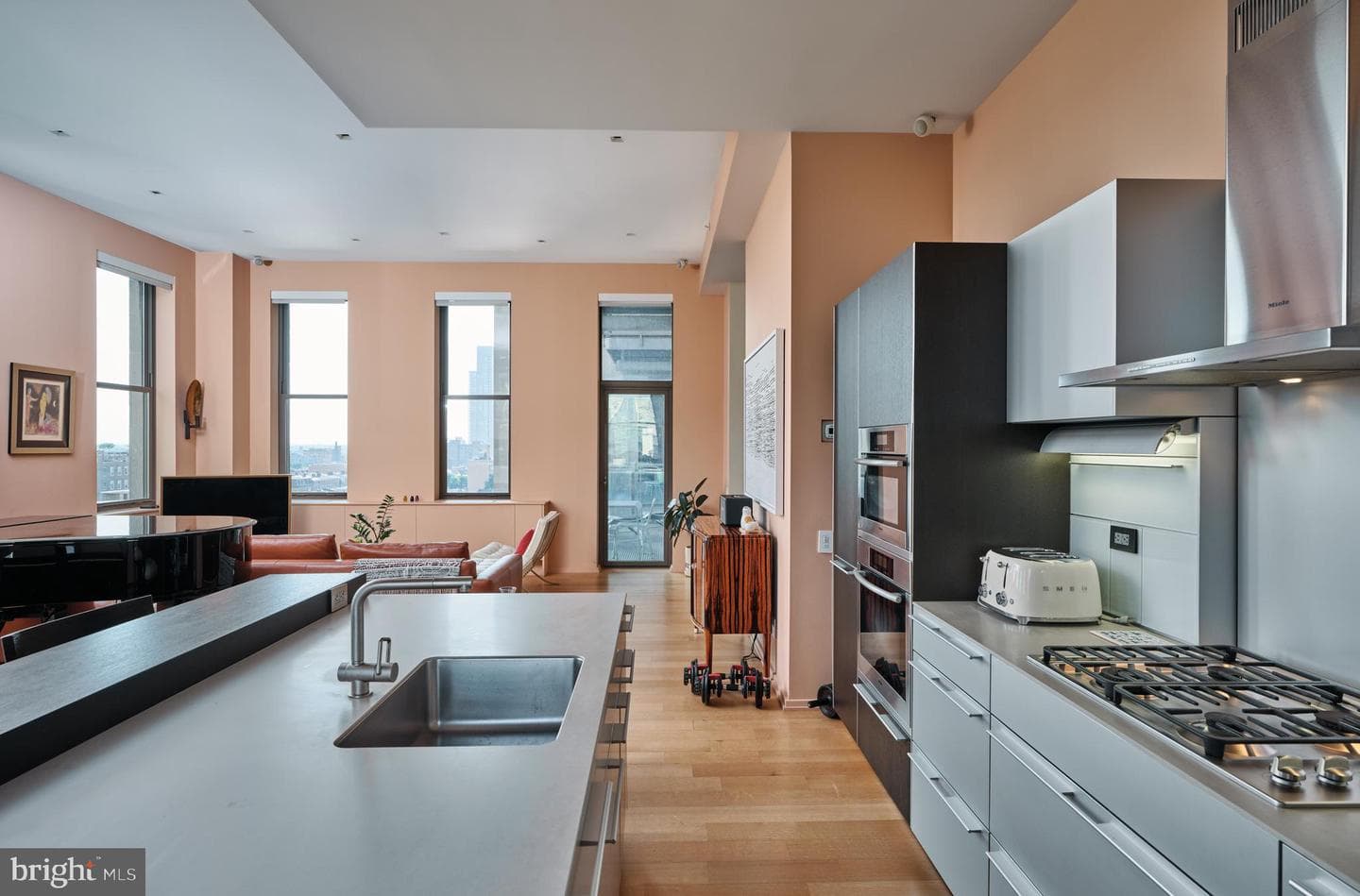 210 W Washington Square #8se photo 18