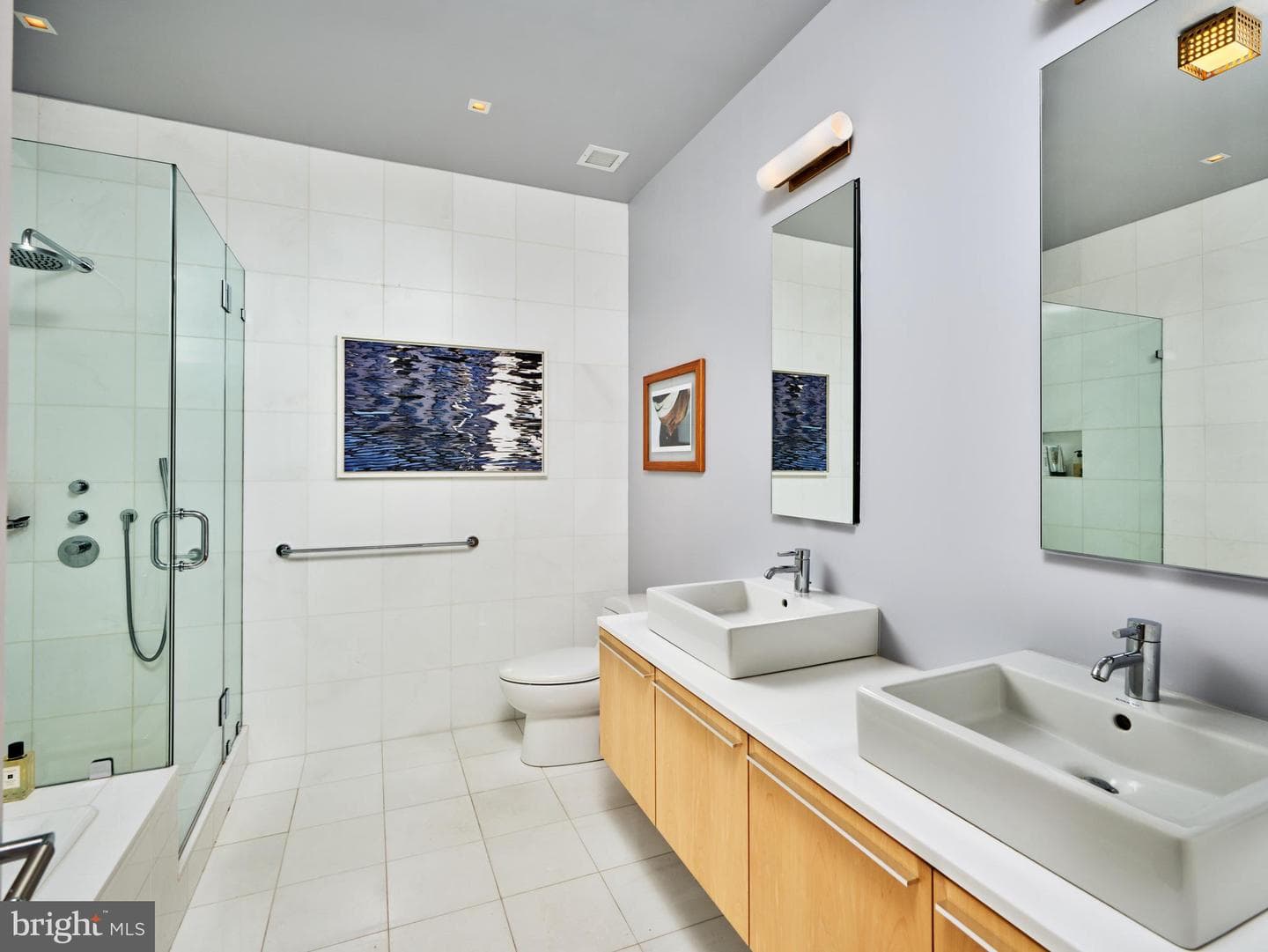 210 W Washington Square #8se photo 27