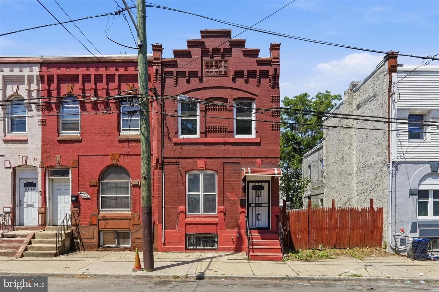 2248 N Van Pelt Street photo 1