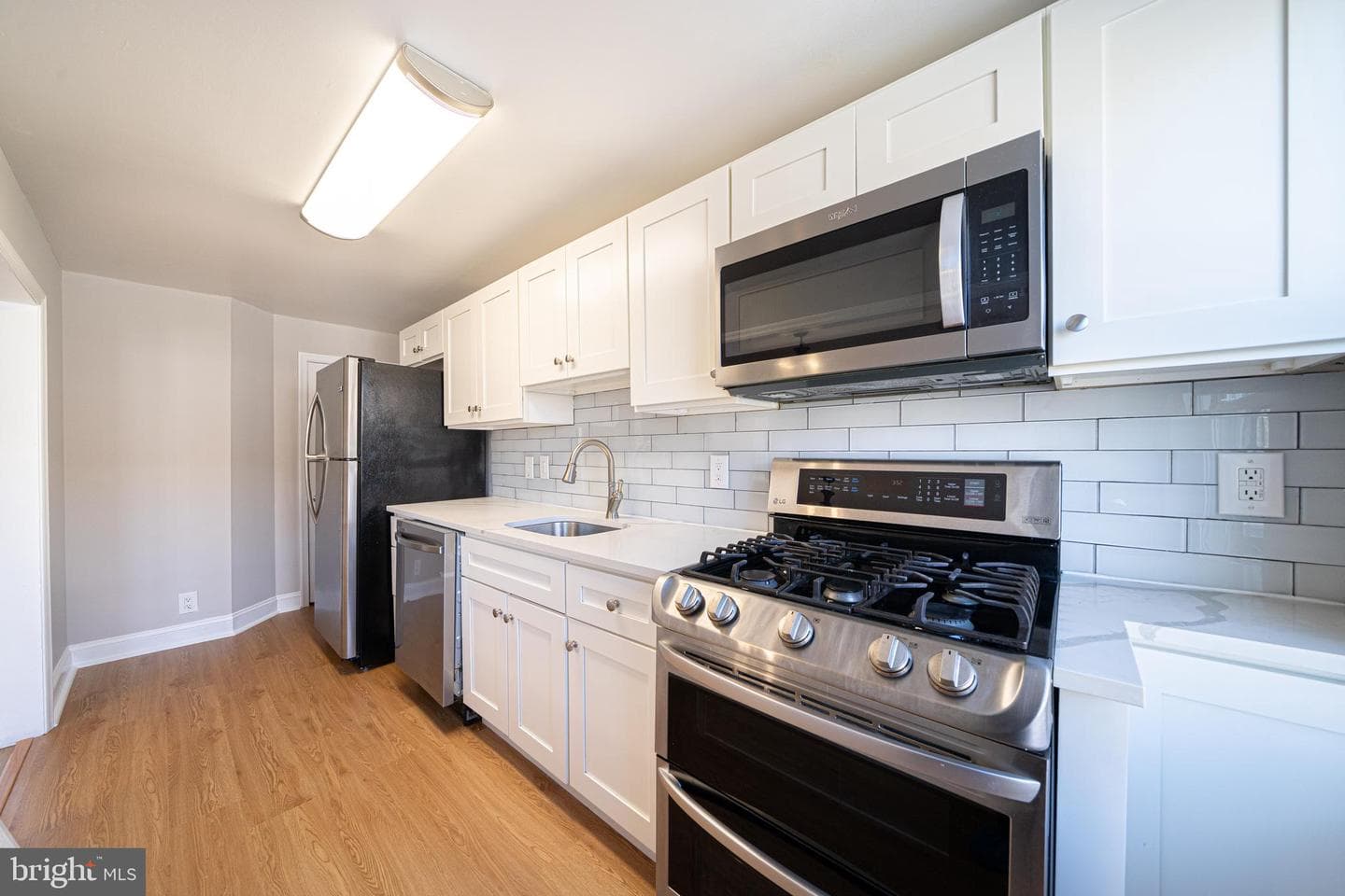 7230 Horrocks Street photo 10