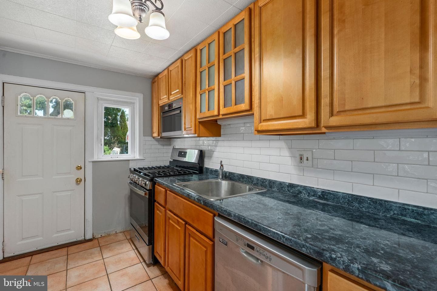 8324 Ridgeway Street photo 8