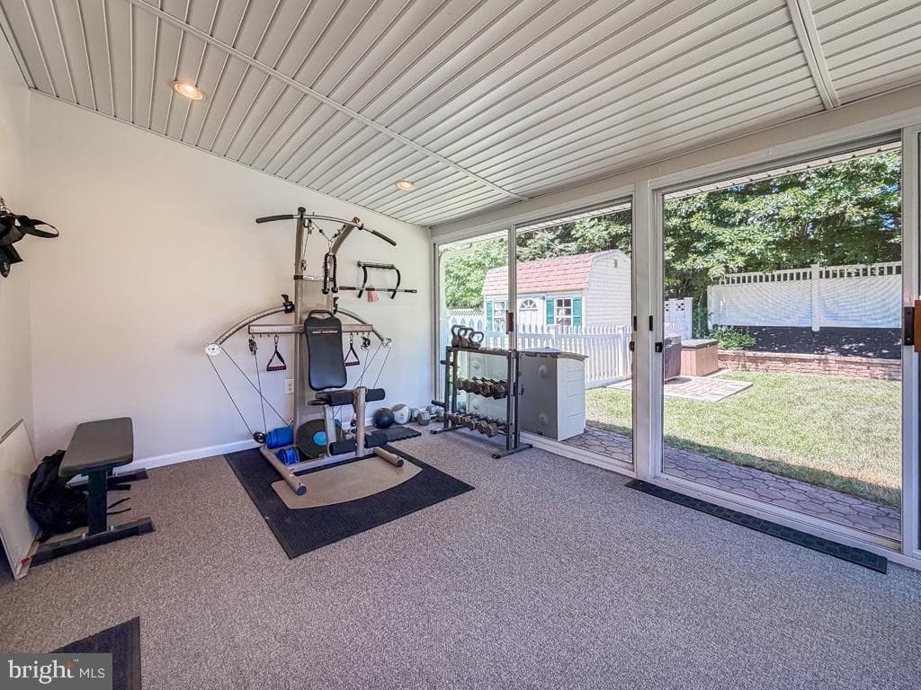 1338 Ascot Place photo 32