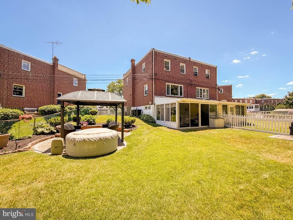 1338 Ascot Place photo 40