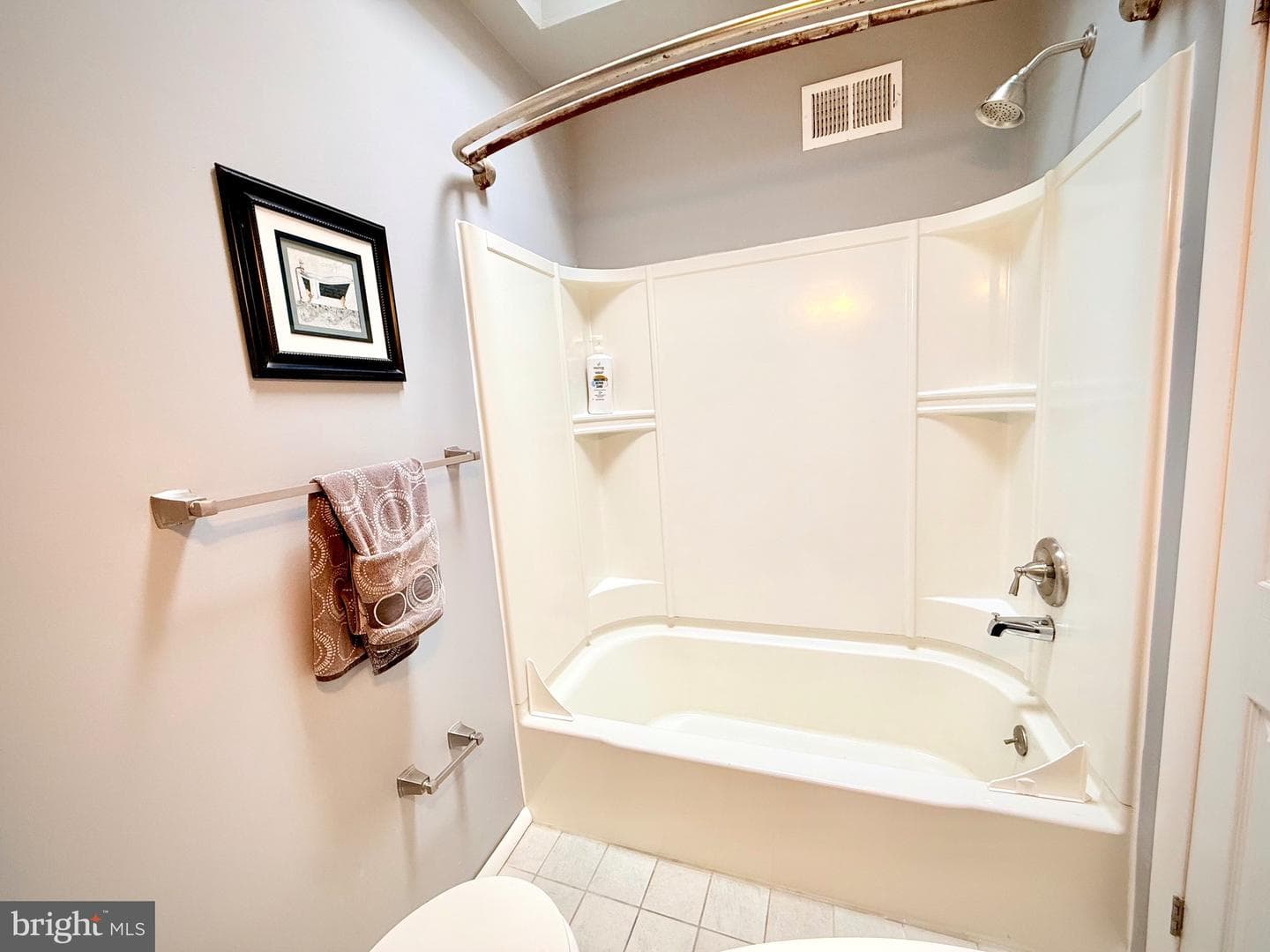 12004 Salina Place photo 22
